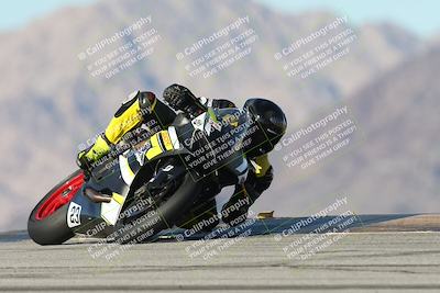 media/Dec-04-2025-Racers Edge (Thu) [[5ebc9f124d]]/2-A Group/7-Session 5 (Turn 9)/